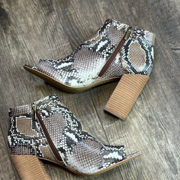 NEW Vince Camuto Fedrilla Open Toe Leather Kondia Bootie Bronze Snake Print 9.5 - Picture 9 of 15